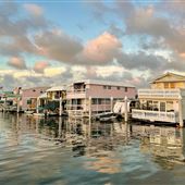 Houseboat Row