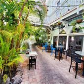 Duval Street (900-1000 Duval)